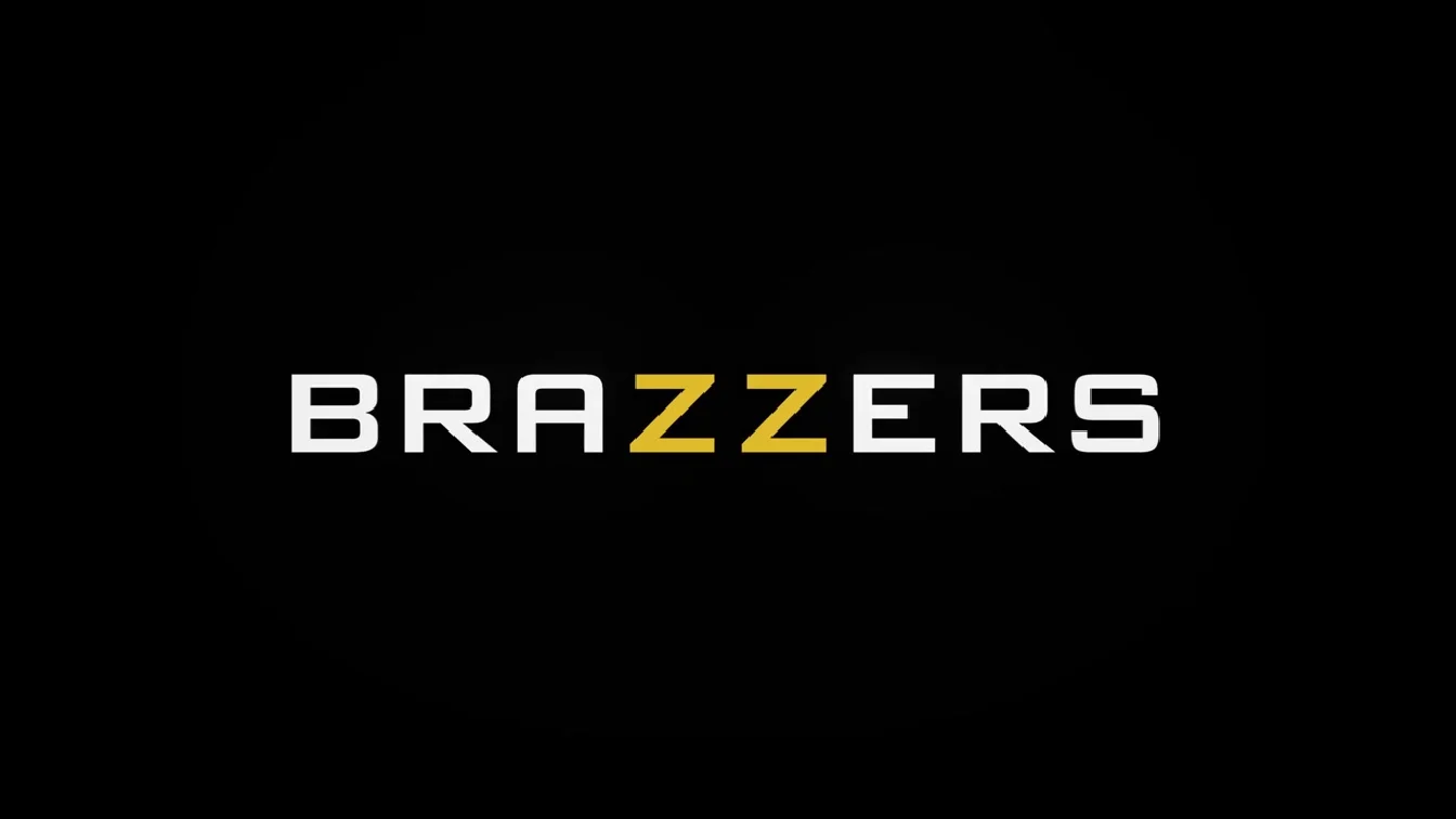 Preview of BrazzersExxtra Kenia Music The Vocal Voyeur XXX